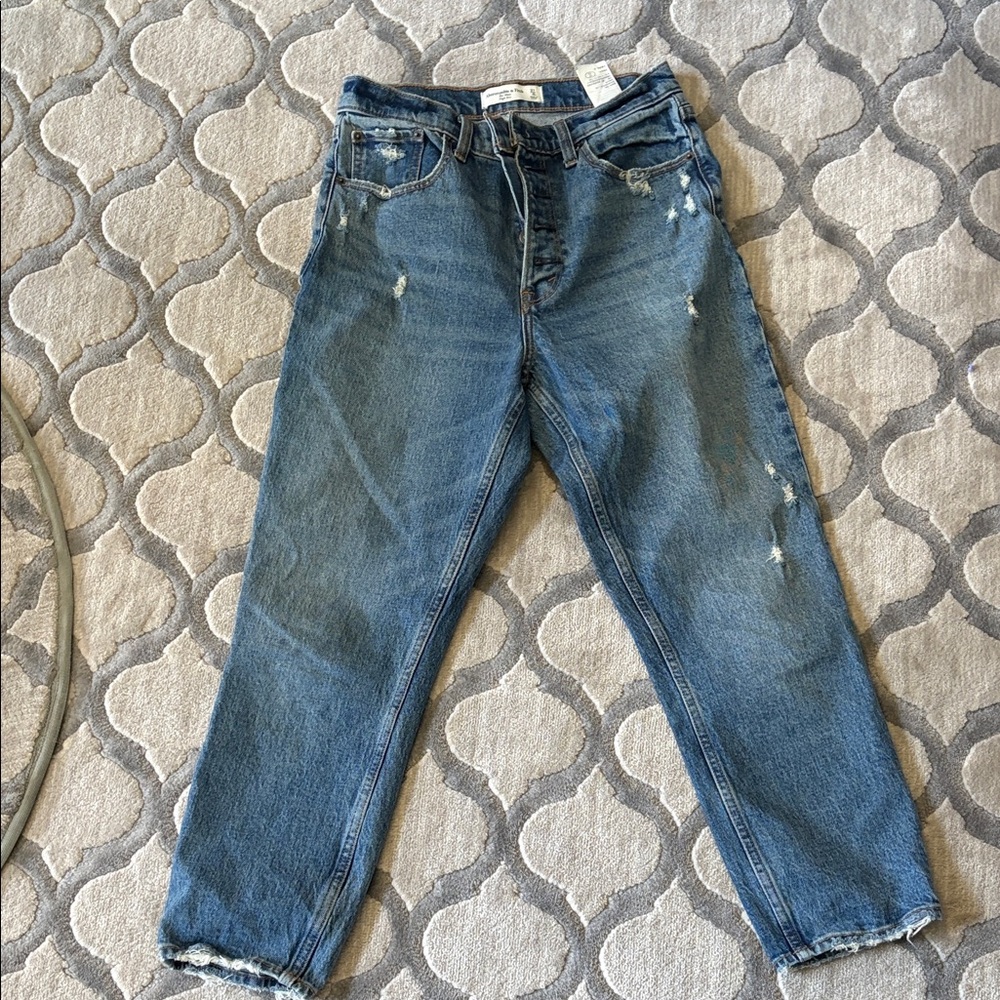 Abercrombie & Fitch Distressed Cropped Blue Jeans